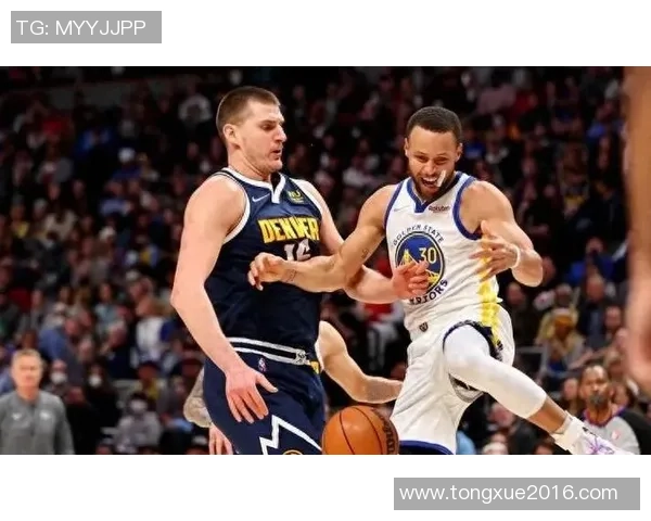 西部决赛勇士与雷霆激战全场精彩回顾与分析